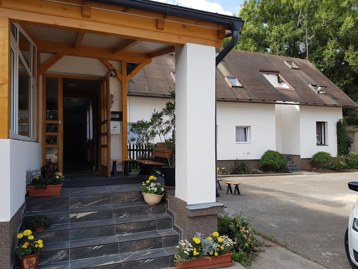 Penzion Eden Turnov Exterior photo